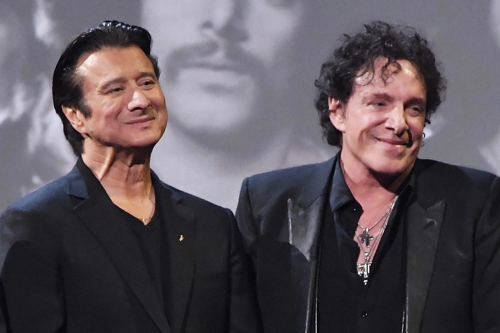 Steve Perry Reportedly Drops Journey Trademark Claim 06/2023