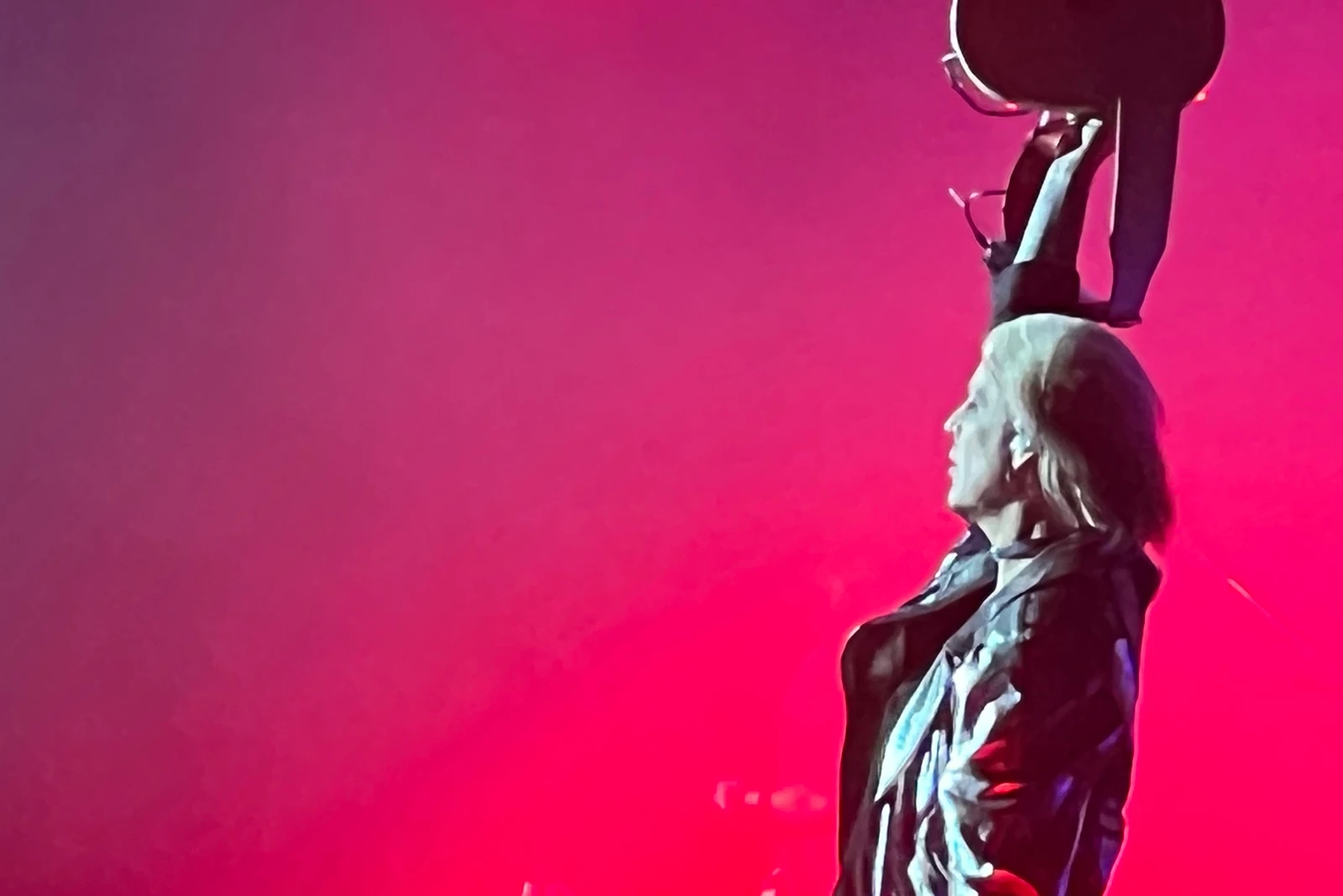 Watch Motley Crue Play Their First Show With New Guitarist John 5