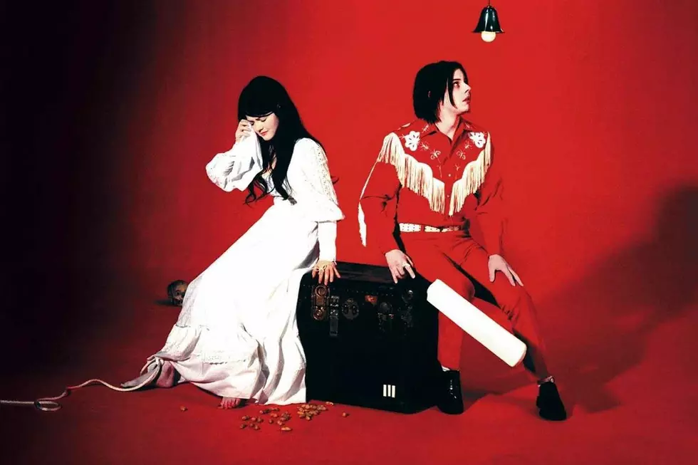 20 Years Ago: White Stripes Spark a Rock Revolution on 'Elephant'