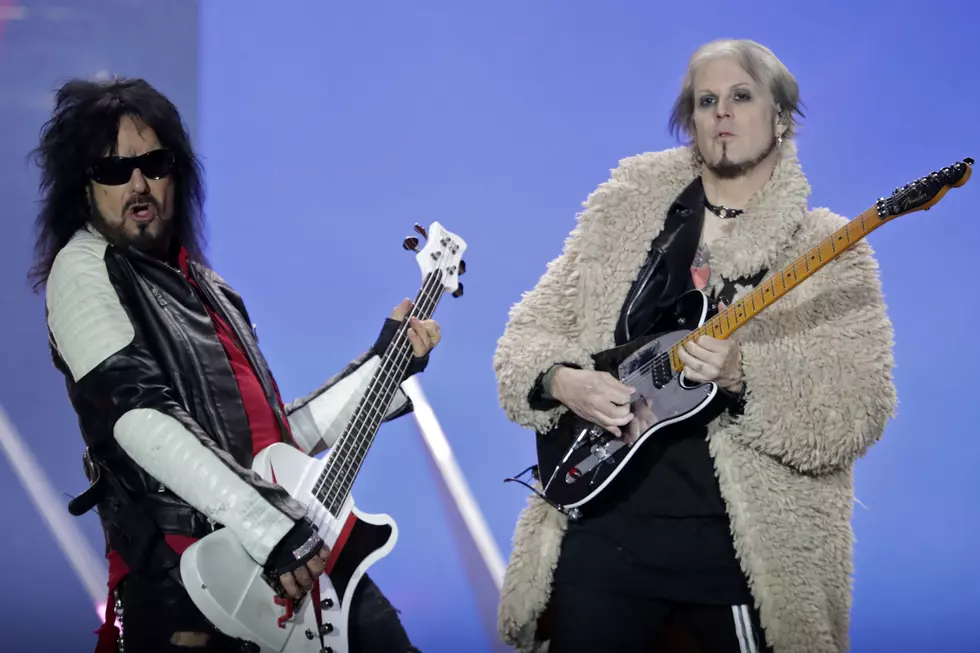 Nikki Sixx Says John 5 Has Re-Inspired Motley Crue