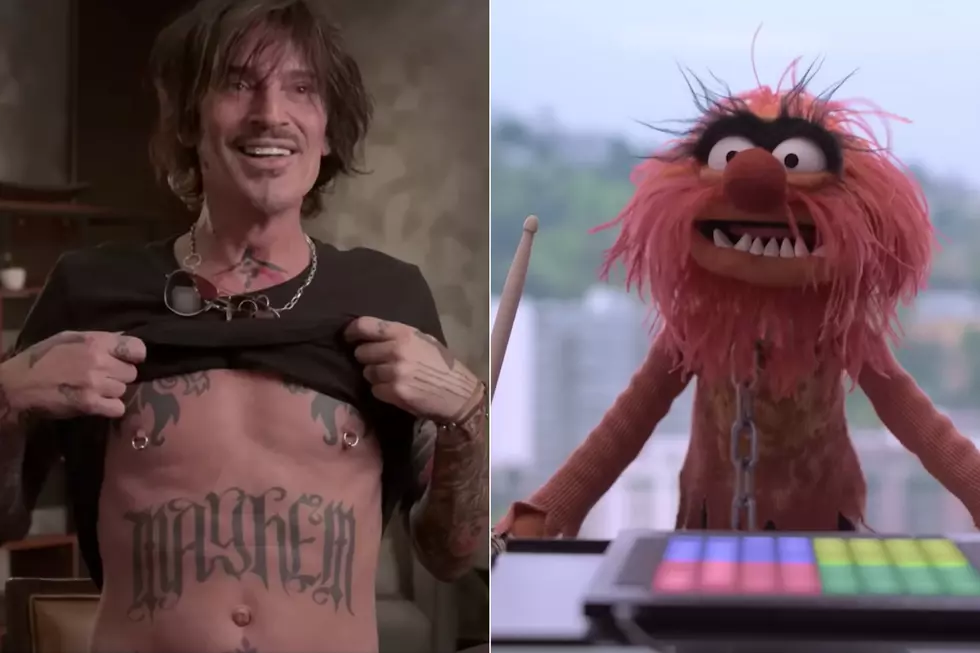 See Tommy Lee in the Trailer for &#8216;The Muppets Mayhem&#8217;