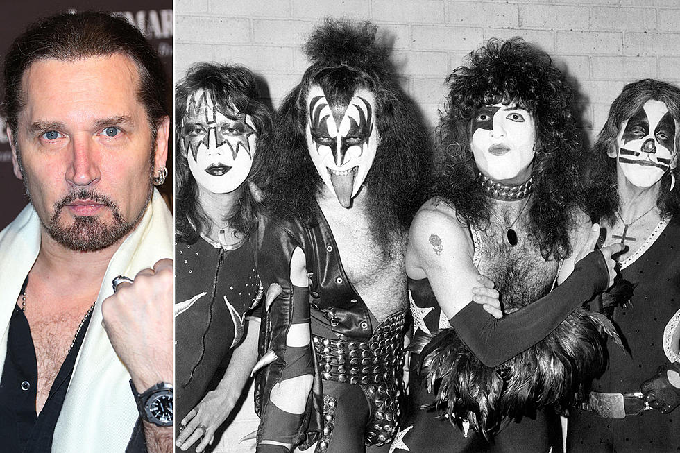 Eric Singer Recalls Seeing First-Ever Kiss Press Coverage