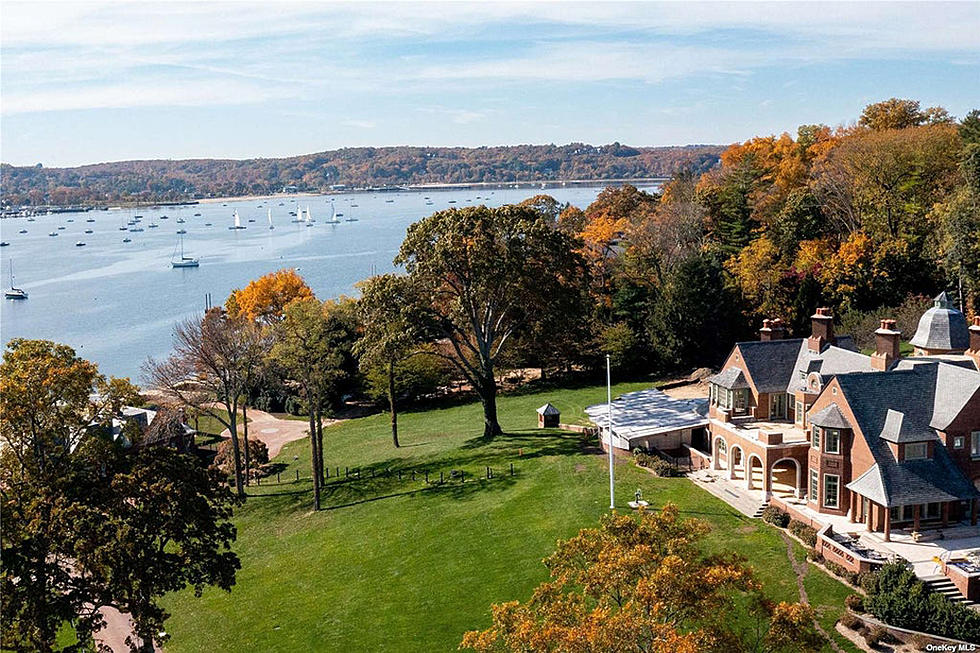Billy Joel asking $49M for Long Island home: Photo gallery