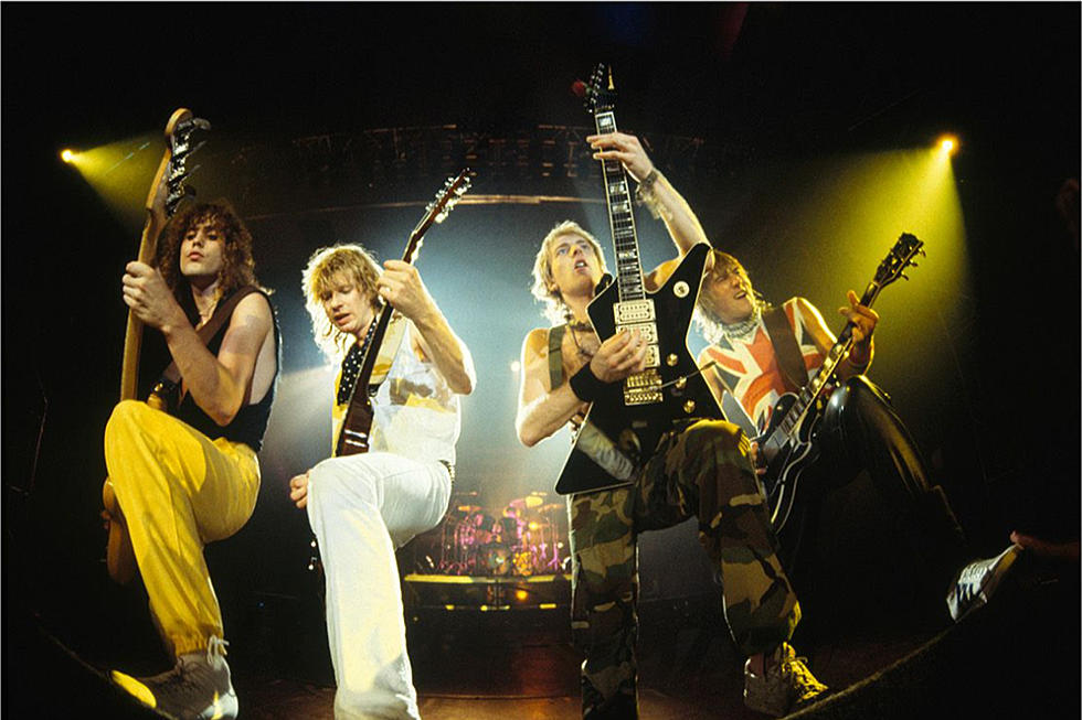 How Def Leppard&#8217;s &#8216;Pyromania&#8217; Tour Changed Everything