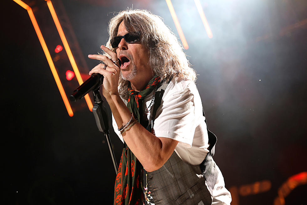 Foreigner’s Kelly Hansen Balks at Band’s Rock Hall Exclusion