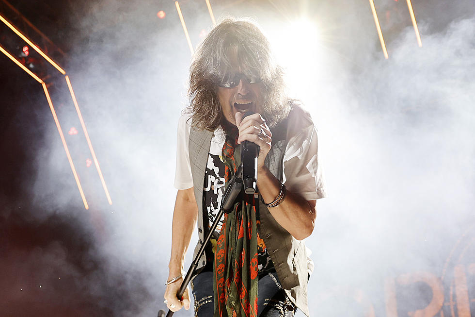Foreigner Singer: Tell Bands Using Tracks to &#8216;Go F&#8212; Themselves&#8217;