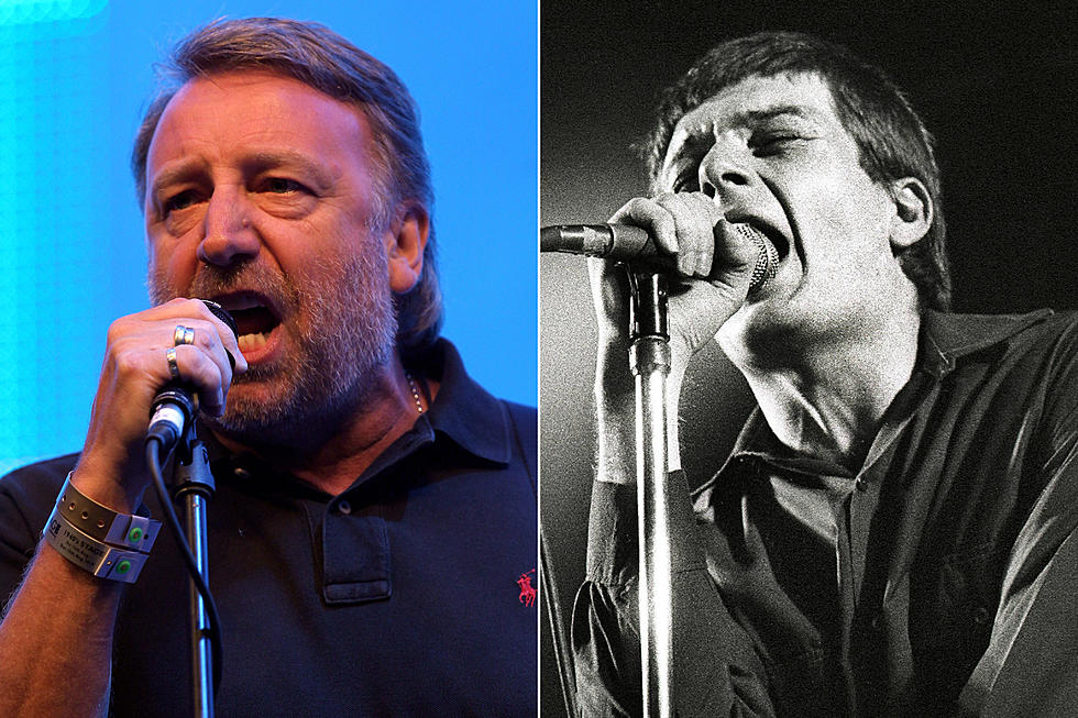 Peter Hook Details Joy Division&#8217;s Meeting After Ian Curtis&#8217; Death