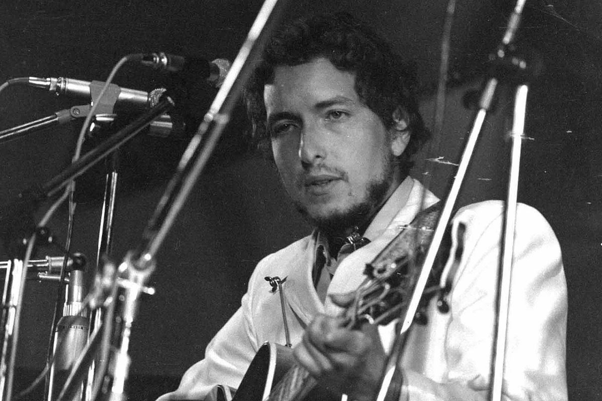 Bob Dylan's Unreleased 1973 Studio Outtakes Surface in Europe
