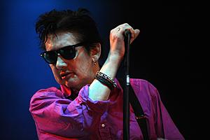 Pogues’ Troubled Frontman Shane MacGowan Dies at 65