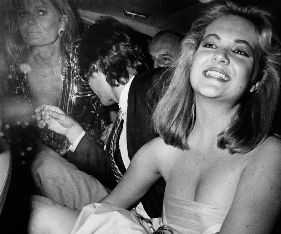 Cornelia Guest and Valerie Perrine