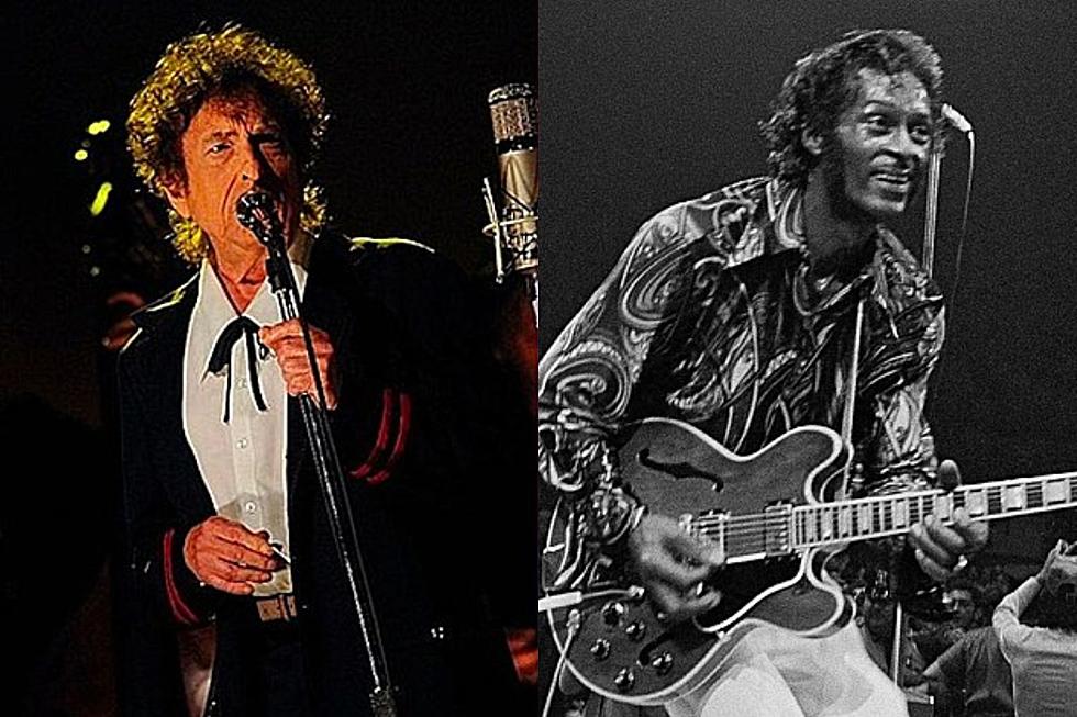Hear Bob Dylan Cover Chuck Berry’s ‘Roll Over Beethoven’