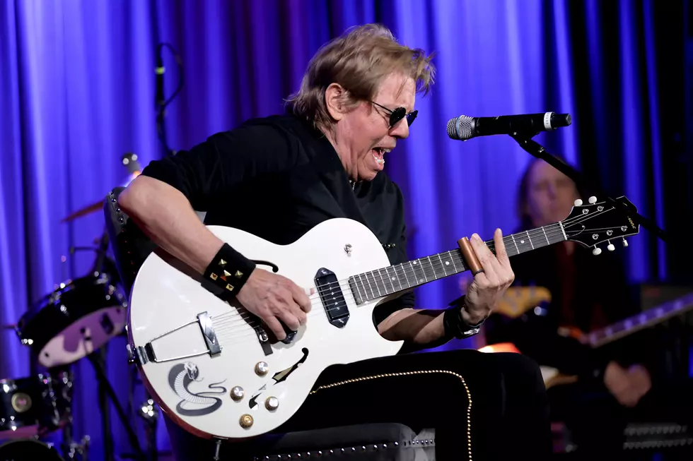 George Thorogood Says He Does &#8216;Obscure Material,&#8217; Not Cover Songs