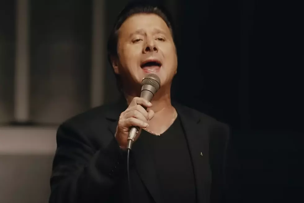 How Steve Perry Recorded a New Version of a Journey Deep Cut