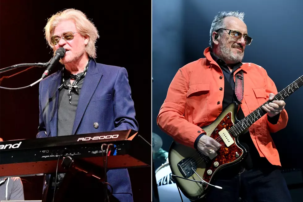 Daryl Hall and Elvis Costello Endure Rainy Tour Opener: Video