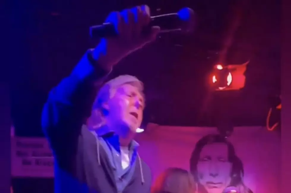 Watch Paul McCartney Cover Neil Young in Surprise Club Appearance