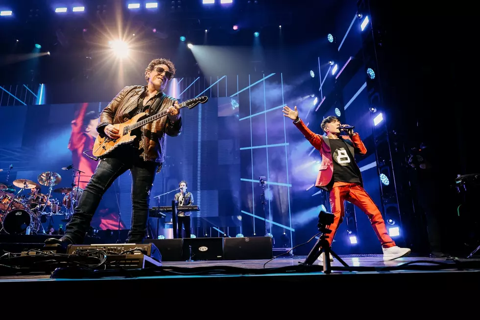 Questions have surrounded the current Journey lineup, which features singer Arnel Pineda. (Jason Kempin, Getty Images)