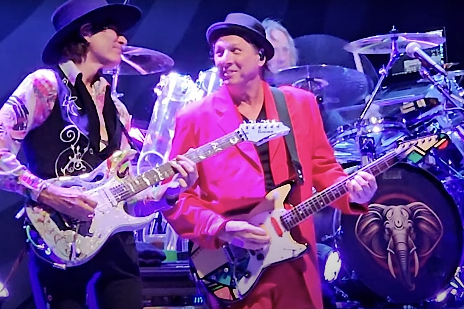 Adrian belew has hand surgery drgnews
