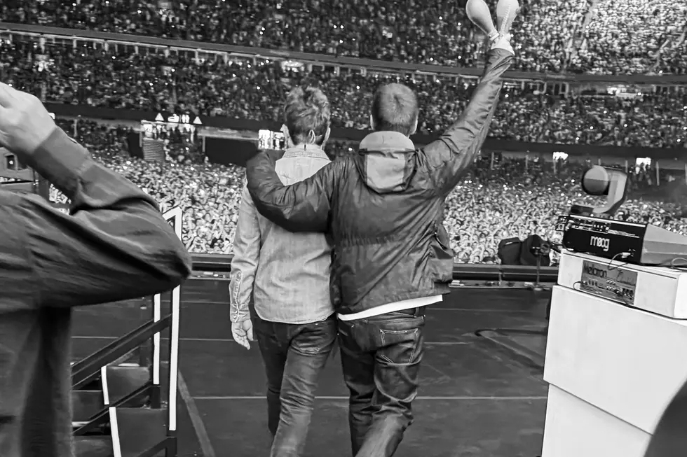 Oasis Launch Long-Awaited Reunion Tour: Videos, Set List, Photos