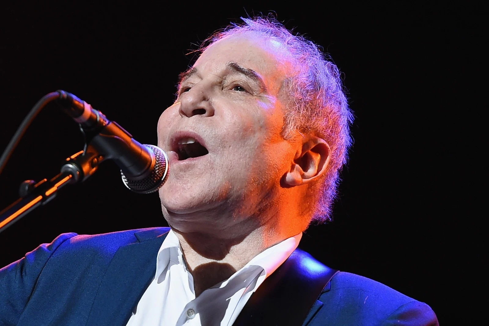 Watch Paul Simon Accept $20 Bribe to Play ‘Kodachrome’