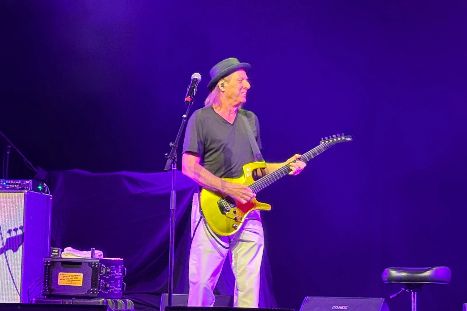 King Crimson Legends Highlight Cruise to the Edge 2026: Review