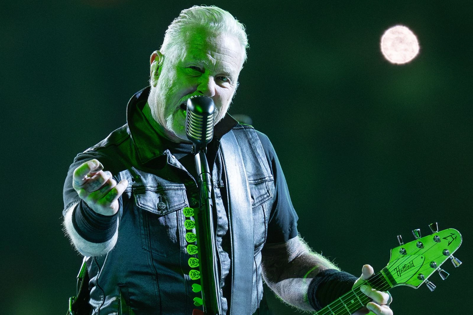 Hear Roger Waters' 'Speak to Me / Breathe' off 'Dark Side' Redux