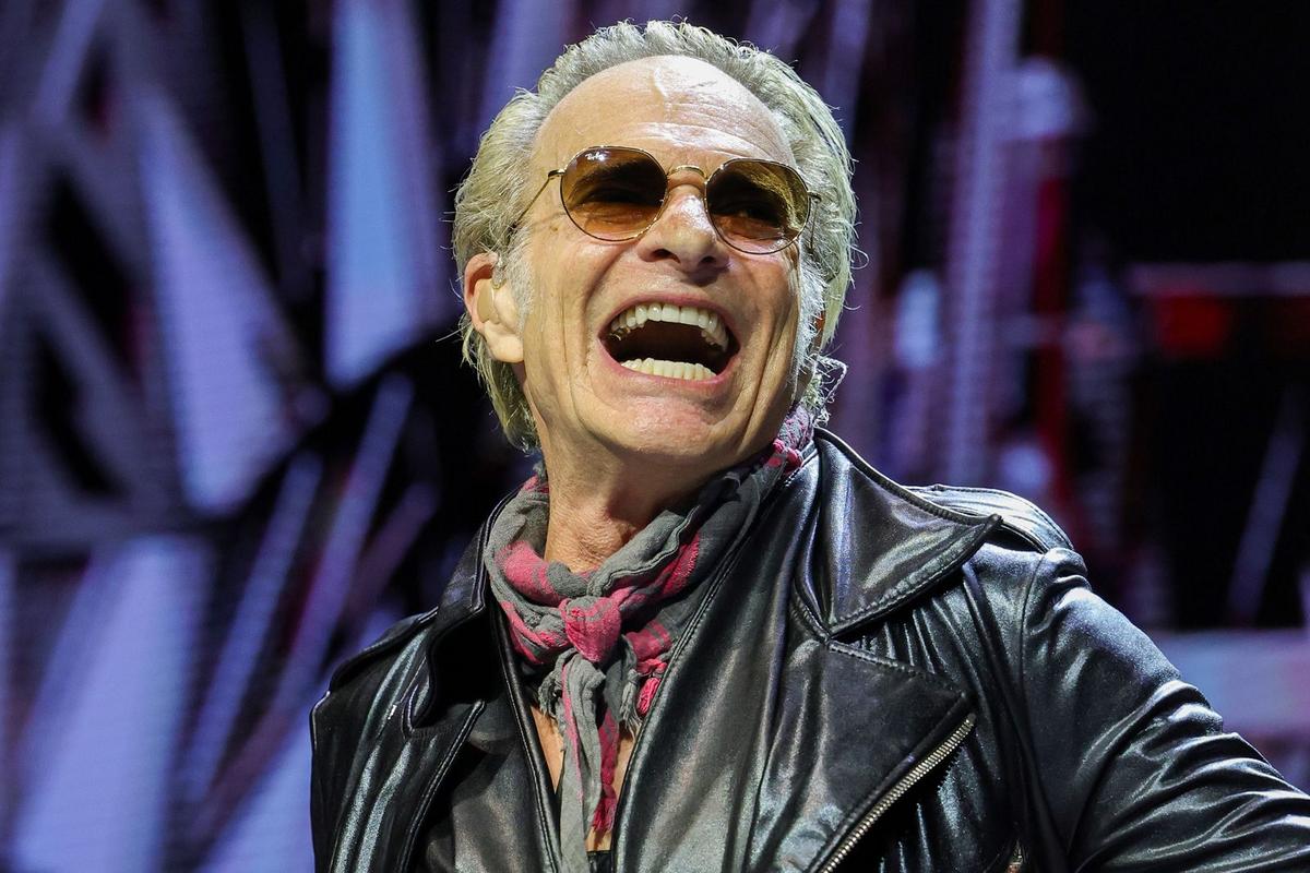 David Lee Roth Adds New Dates to 2026 Tour Plans