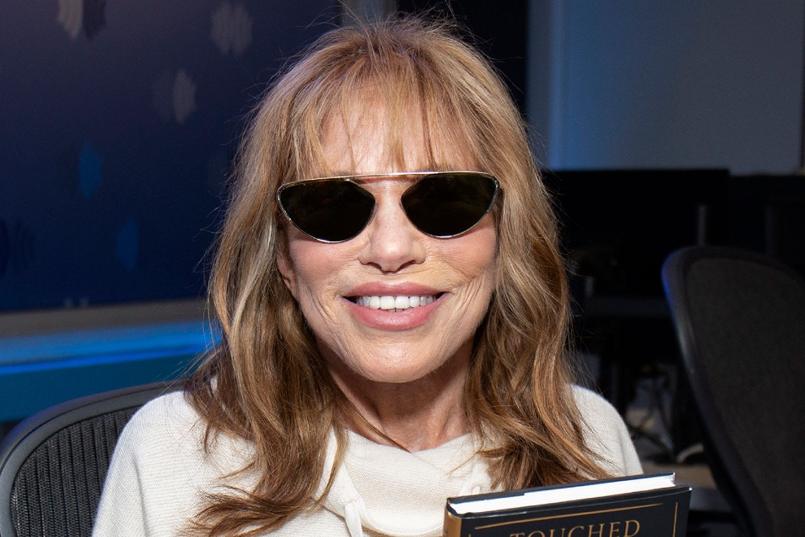 Carly Simon Announces She Has Parkinson’s Disease
