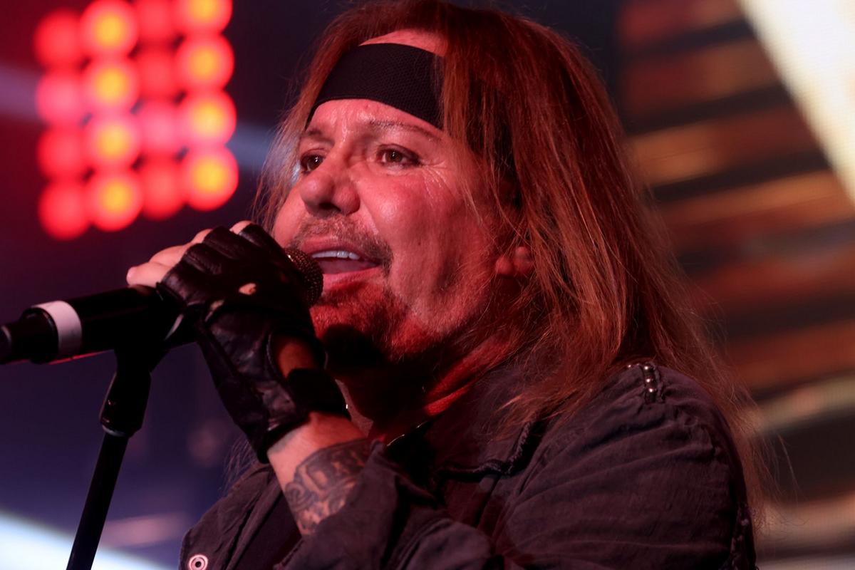 Watch Motley Crue Play Four Long-Lost Classics at First 2026 Concert