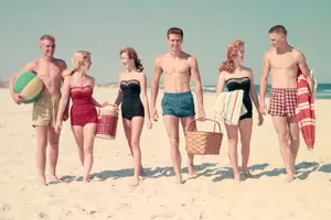 50 Photos That Capture the Color of Everyday Life in the ’50s