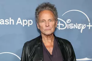 Lindsey Buckingham’s Comments Spark Fleetwood Mac Reunion Hopes