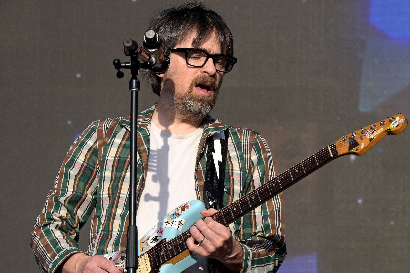 Weezer's World Tour Dates Has Been Extended Into 2027