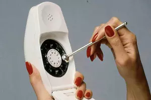 31 Everyday '70s Objects That Would Confuse Gen Z Today 