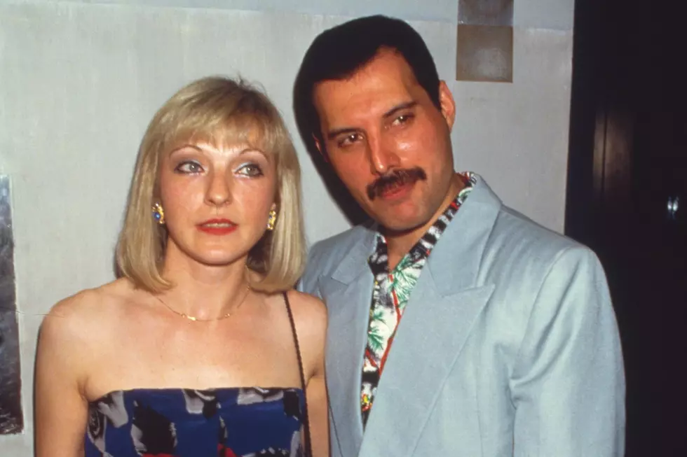 The Moment Mary Austin Knew Queen’s Freddie Mercury Was Gay