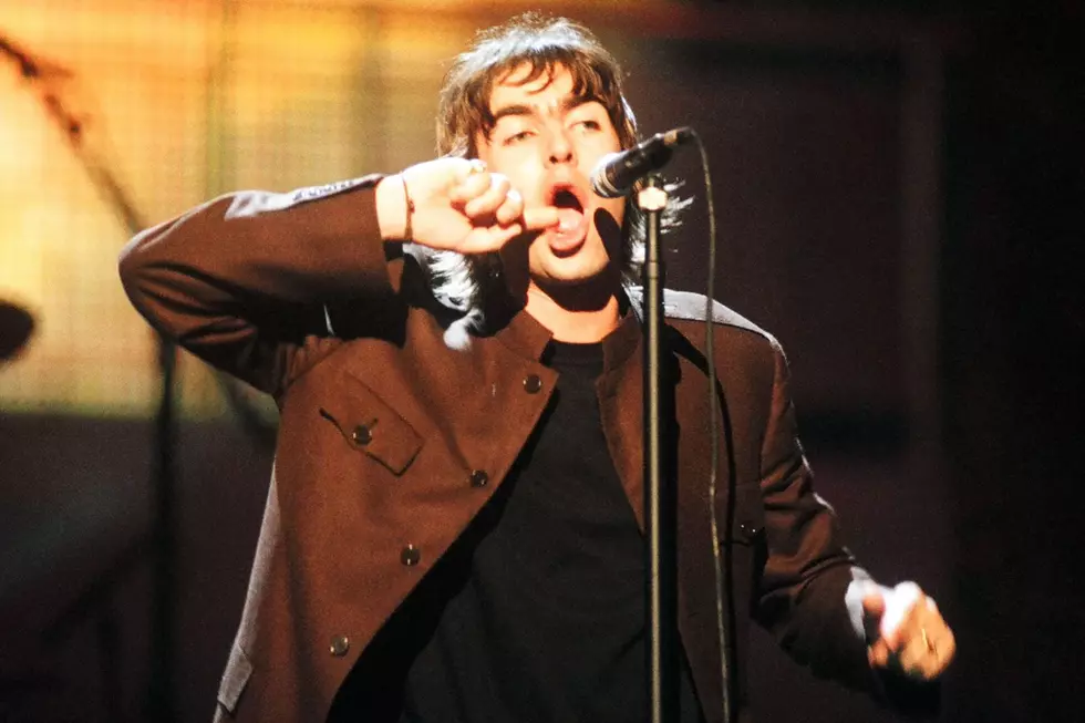 30 Years Ago: Oasis Delivers Chaotic Performance at the MTV VMAs