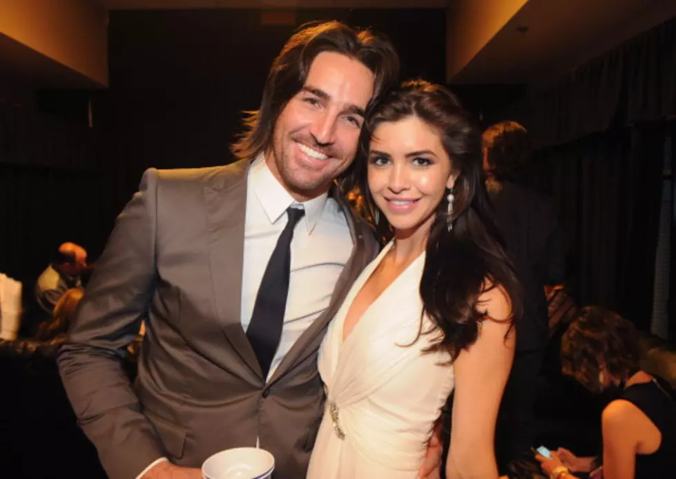 Jake Owen Gets Married This Morning!