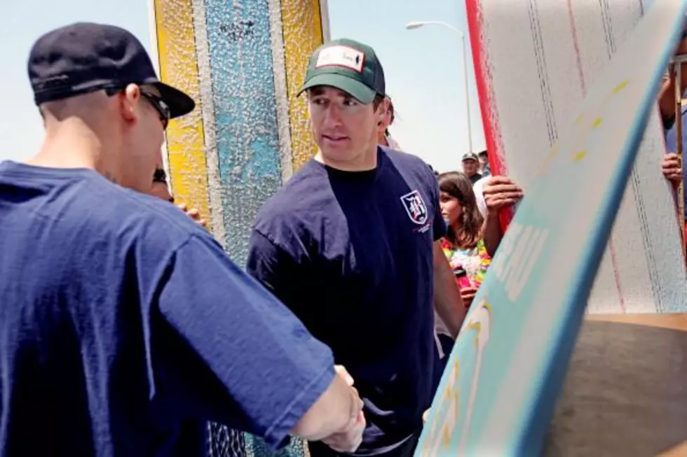 Drew Brees Among 200 Surfers Who Paid Tribute to Junior Seau