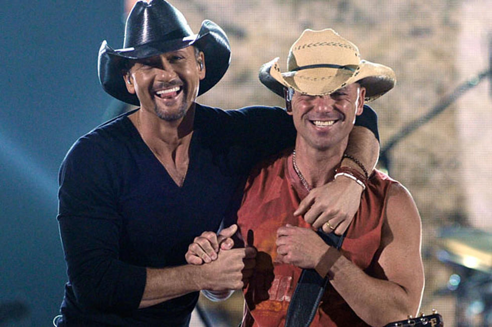 Tim McGraw Tries to Break Kenny Chesney’s Diet Willpower by Sending Him Dessert