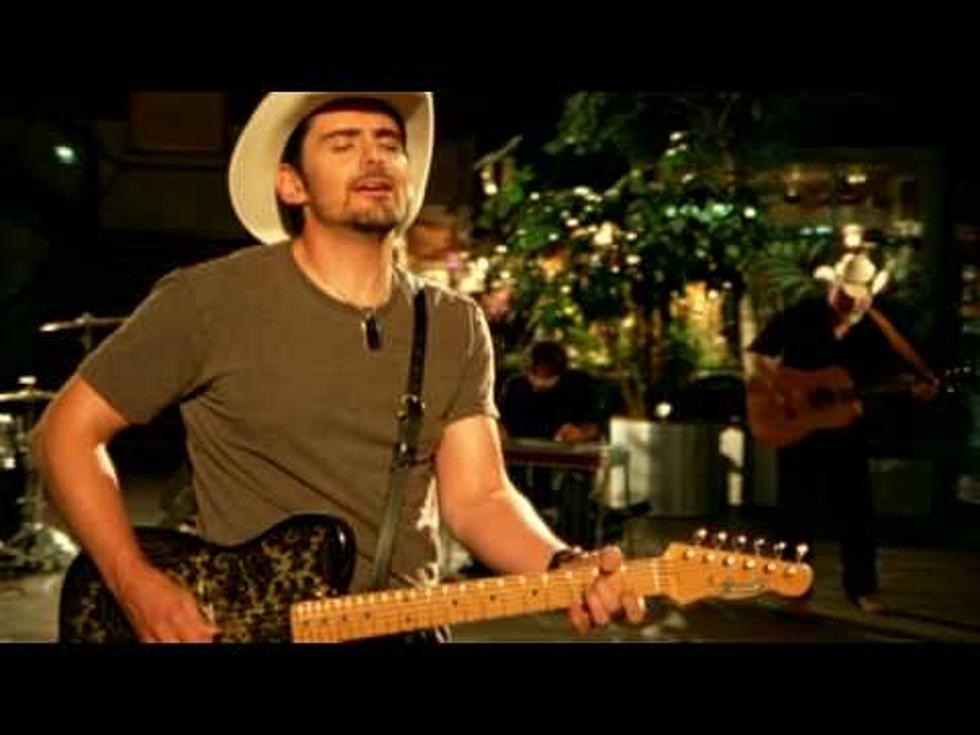 Brad Paisley w/Andy Griffith – “Waitin’ On a Woman” Music Video