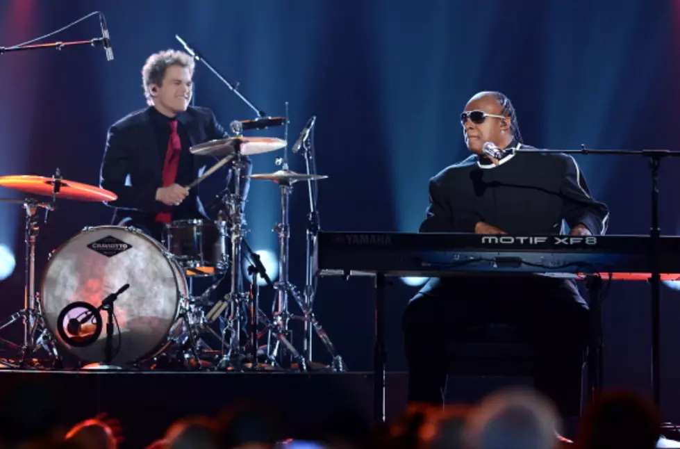 Hunter Hayes and Stevie Wonder perform on ‘DWTS”