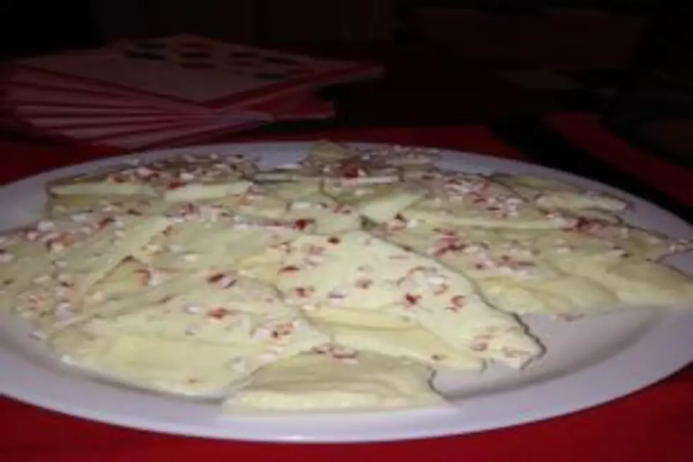 Peppermint Bark – Delicious And Easy Christmas Recipe You Will Love
