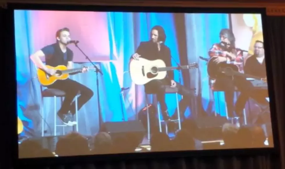 Hunter Hayes Performs ‘Still Falling’ With Jake Owen And Randy Owen At St. Jude [Video]