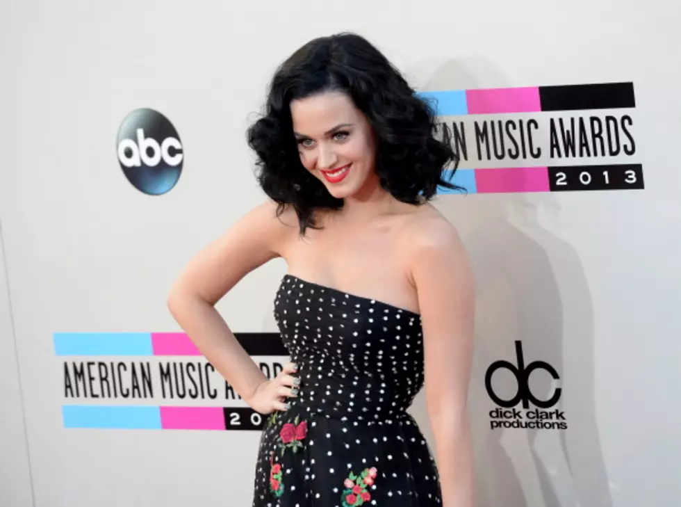 Katy Perry to Play Super Bowl Halftime