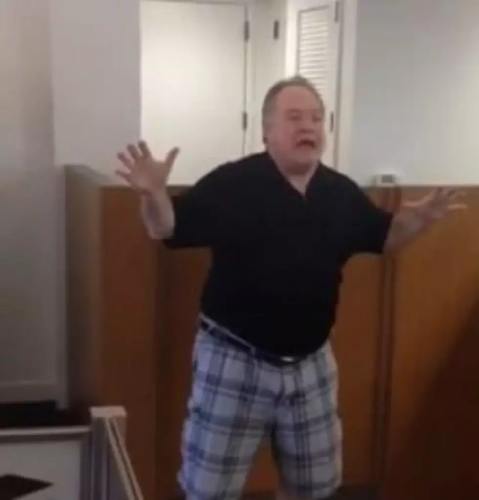 Guy Puts On Quite A Show While Making His Last Alimony Payment [Video]