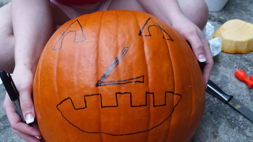 Pumpkin Carving 1.0 with Terryn [VIDEO]