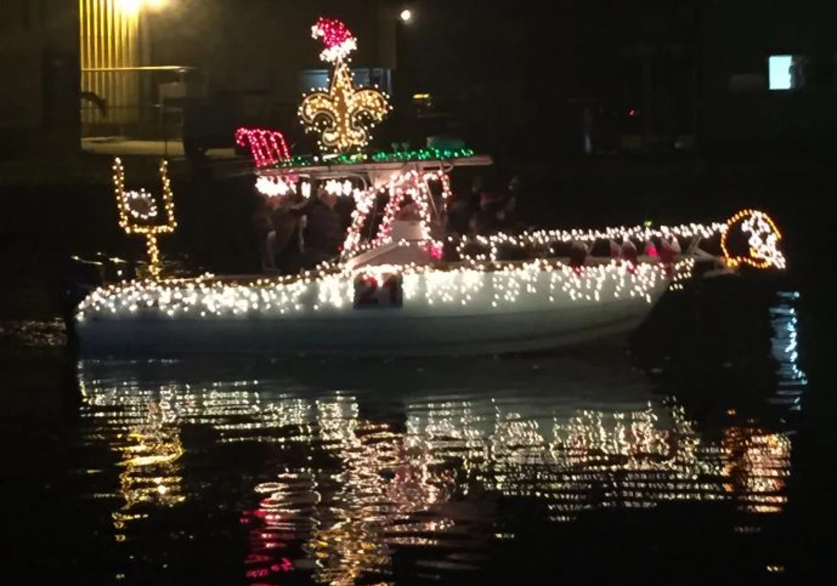 Louisiana's Best Christmas Boat Parades You Can Still Attend