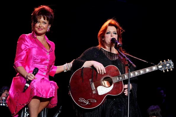 The Judds Mama He's Crazy Lyrics - Respect Due