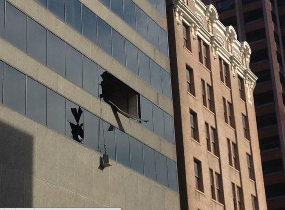 Truck Crashes Through Window Of New Orleans Parking Garage &#8211; One Person Dead [Video]