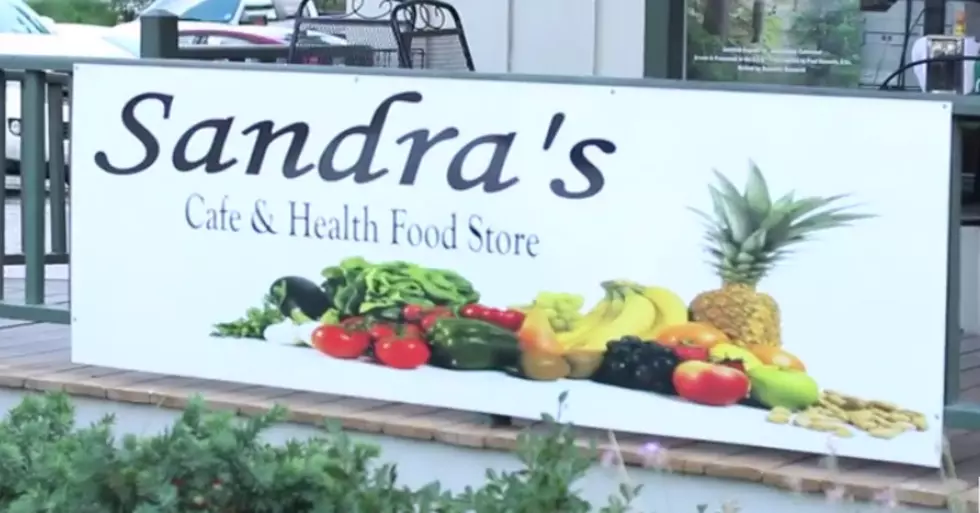 Eat Lafayette &#8216;Dine Around&#8217; at Sandra&#8217;s Cafe &#038; Health Food Store [Video]