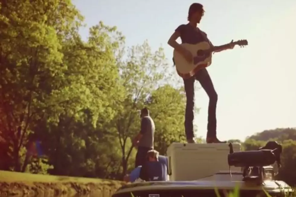 Video for Chris Janson’s ‘Buy Me A Boat’ Will Get You Ready for Classic Country Saturday Night [Watch]