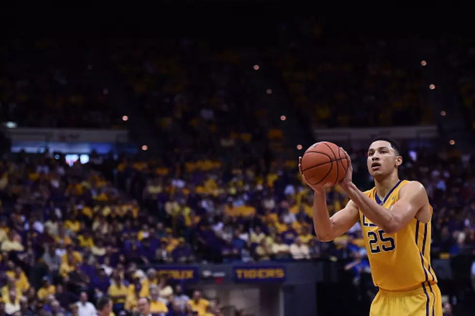 LSU&#8217;s Super Freshman Ben Simmons Not Eligible for Wooden Award